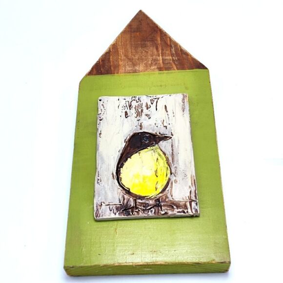 HAND Painted Bird on Wood Birdhouse Mixed Media Painting Green Natural - Picture 3 of 10
